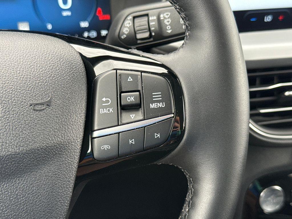 used 2025 Ford Escape car, priced at $30,995
