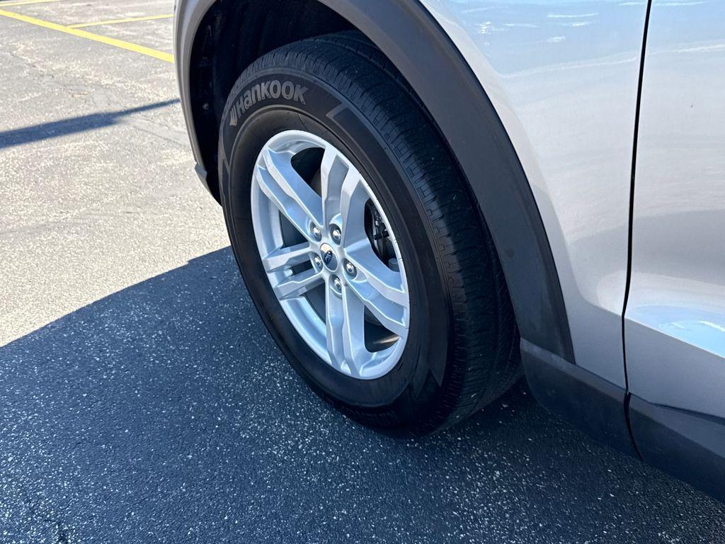 used 2022 Ford Explorer car, priced at $31,998