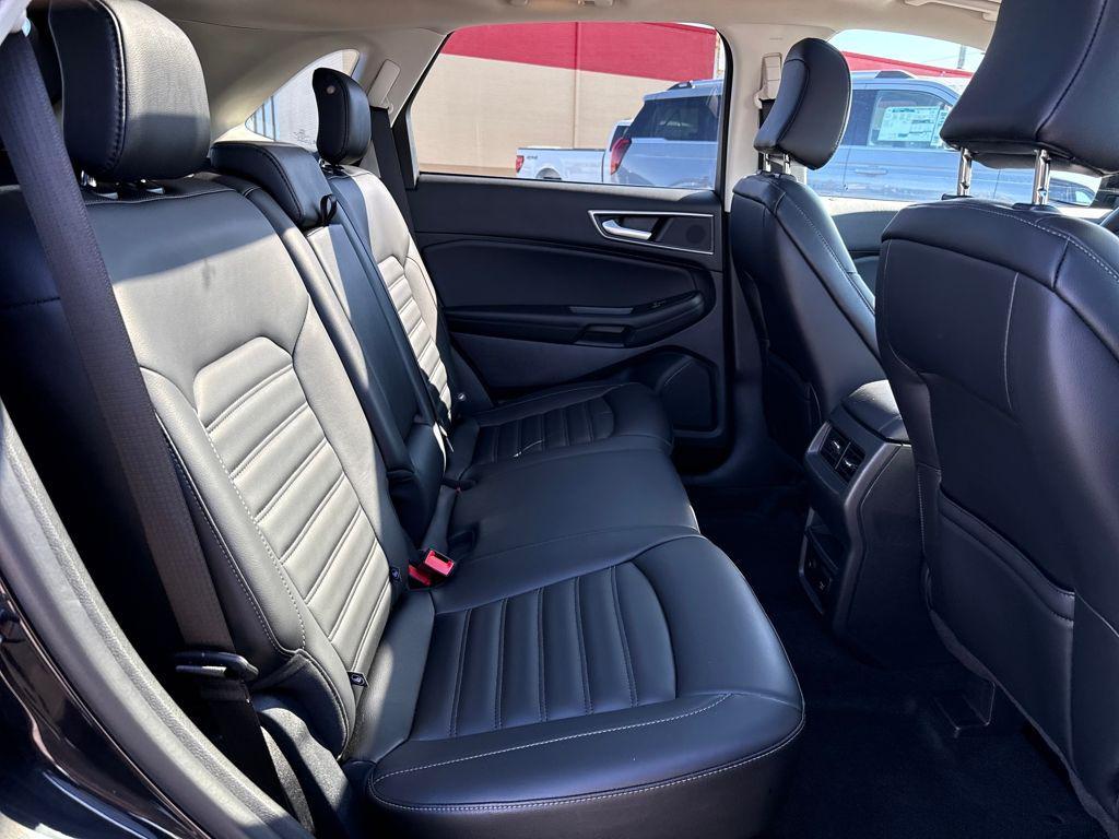 used 2024 Ford Edge car, priced at $29,998
