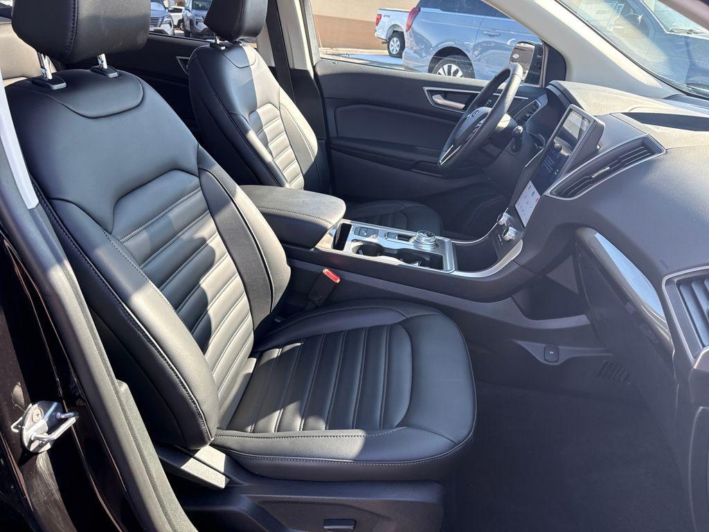 used 2024 Ford Edge car, priced at $29,998