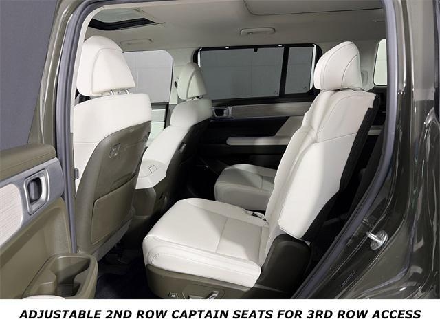 used 2024 Hyundai Santa Fe car, priced at $32,536