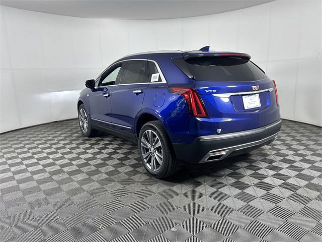new 2025 Cadillac XT5 car, priced at $51,190