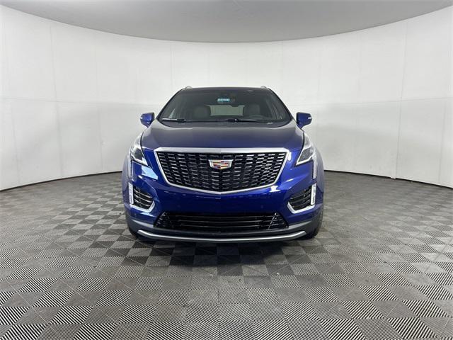 new 2025 Cadillac XT5 car, priced at $51,190