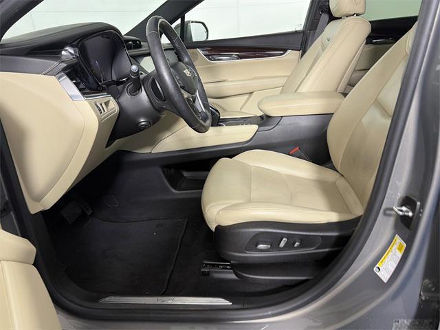 used 2018 Cadillac XT5 car, priced at $17,736