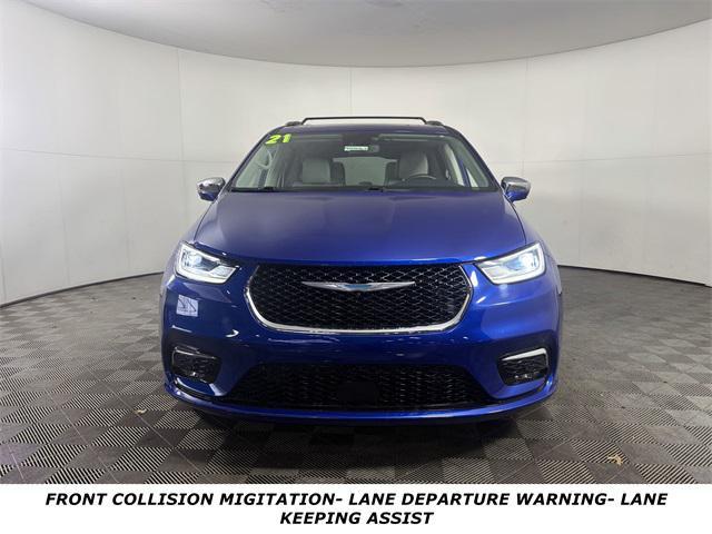 used 2021 Chrysler Pacifica Hybrid car, priced at $23,522