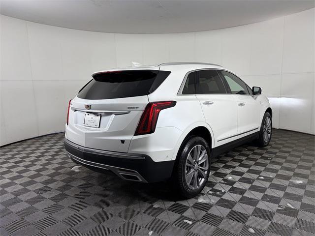 new 2025 Cadillac XT5 car, priced at $54,590