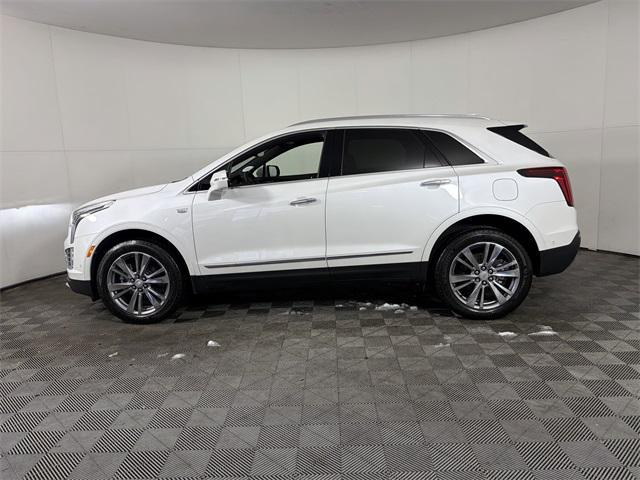 new 2025 Cadillac XT5 car, priced at $54,590