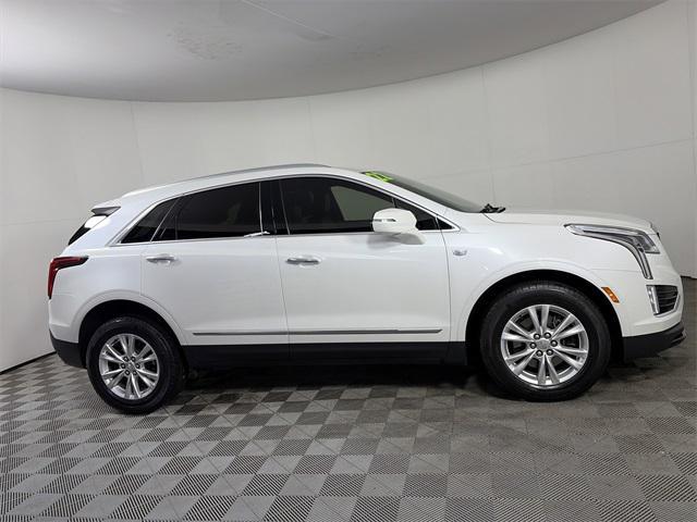 used 2022 Cadillac XT5 car, priced at $26,147