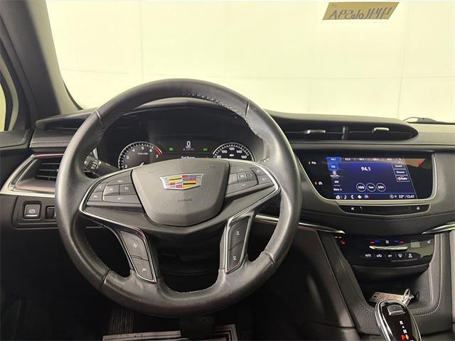 used 2022 Cadillac XT5 car, priced at $26,147