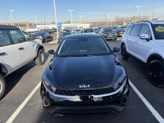used 2023 Kia Forte car