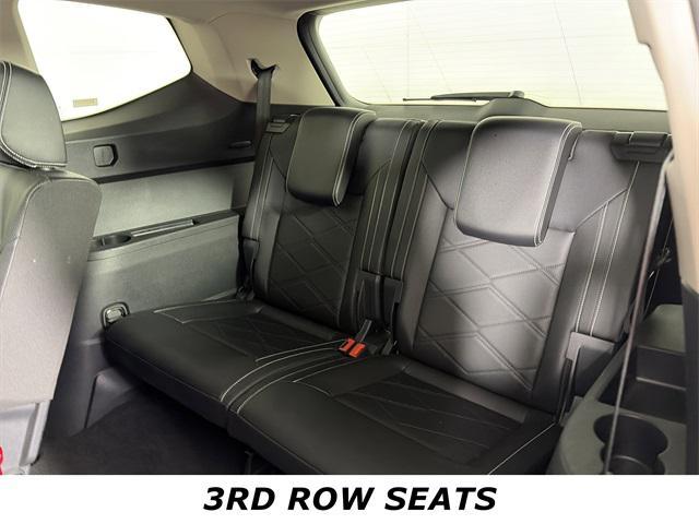used 2025 Volkswagen Atlas car, priced at $30,436