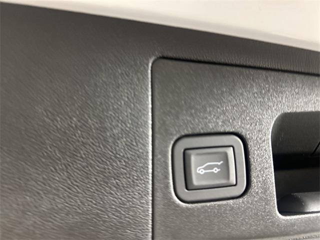 new 2025 Cadillac XT5 car, priced at $52,889