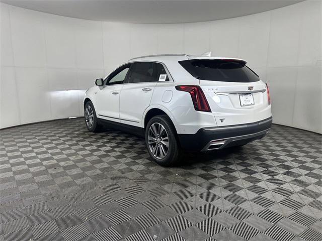 new 2025 Cadillac XT5 car, priced at $52,889