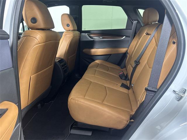 new 2025 Cadillac XT5 car, priced at $52,889