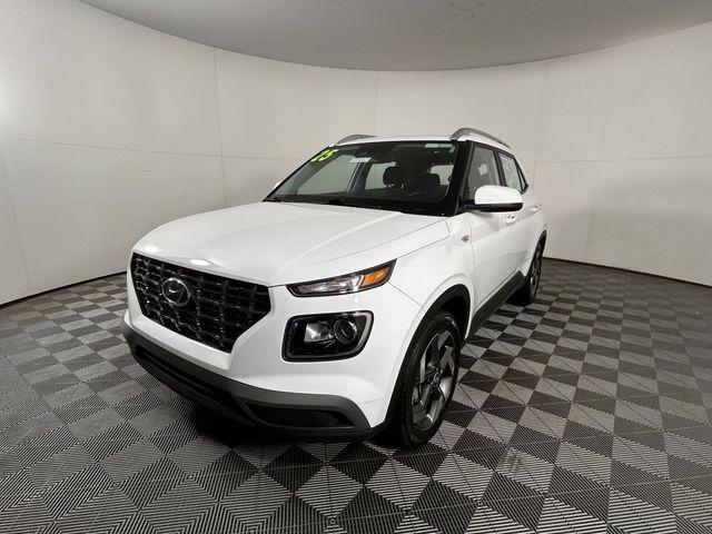 used 2025 Hyundai Venue car, priced at $17,667