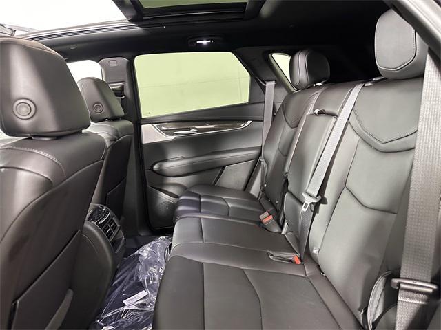 new 2025 Cadillac XT5 car, priced at $58,810