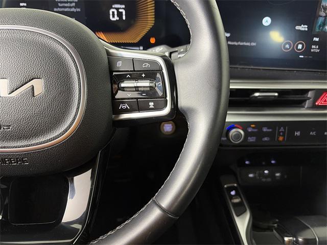 used 2024 Kia Sorento car, priced at $24,734