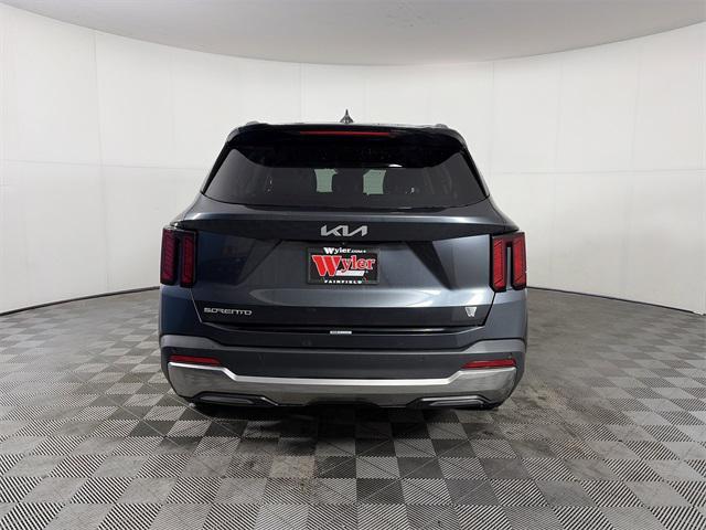 used 2024 Kia Sorento car, priced at $24,734