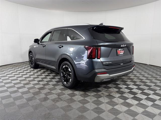 used 2024 Kia Sorento car, priced at $24,734