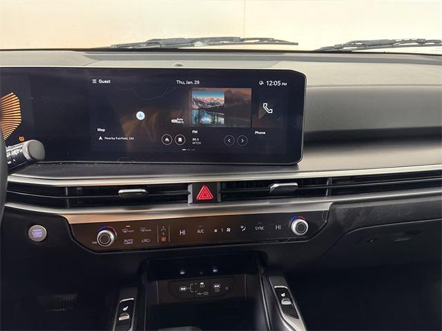 used 2024 Kia Sorento car, priced at $24,734