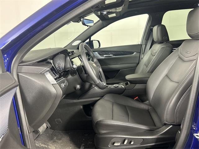 new 2025 Cadillac XT6 car, priced at $57,804