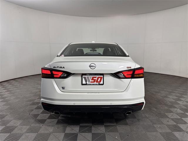 new 2025 Nissan Altima car, priced at $26,337