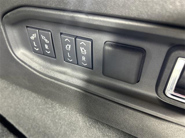 new 2026 Cadillac VISTIQ car, priced at $83,213