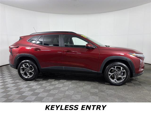 used 2025 Chevrolet Trax car, priced at $22,208