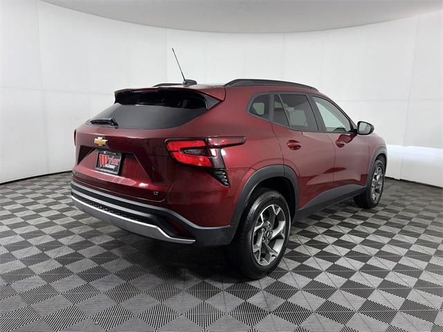 used 2025 Chevrolet Trax car, priced at $22,208