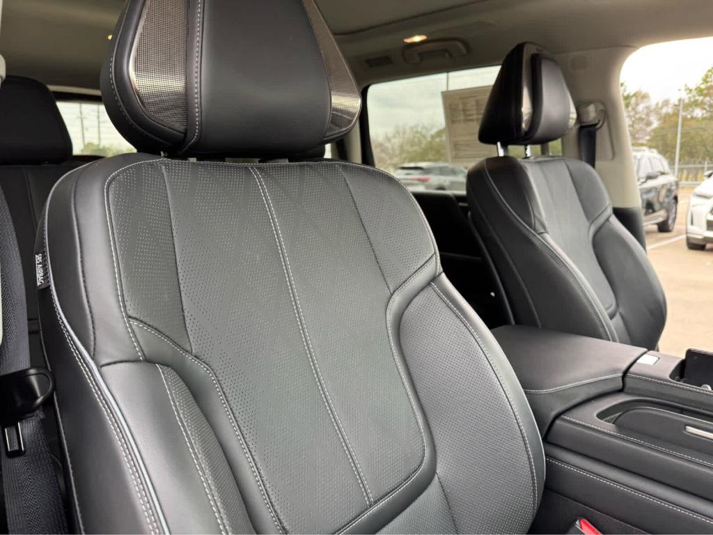 used 2025 INFINITI QX80 car, priced at $81,999