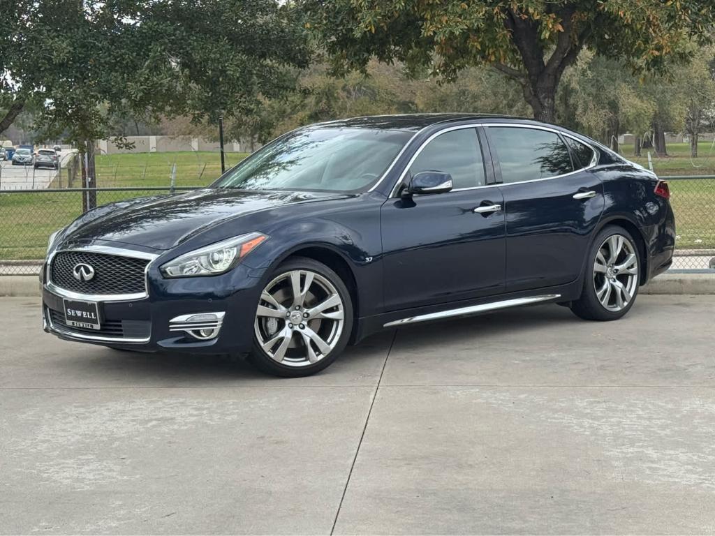 used 2018 INFINITI Q70L car, priced at $26,999
