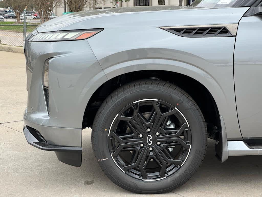 new 2026 INFINITI QX80 car, priced at $107,320