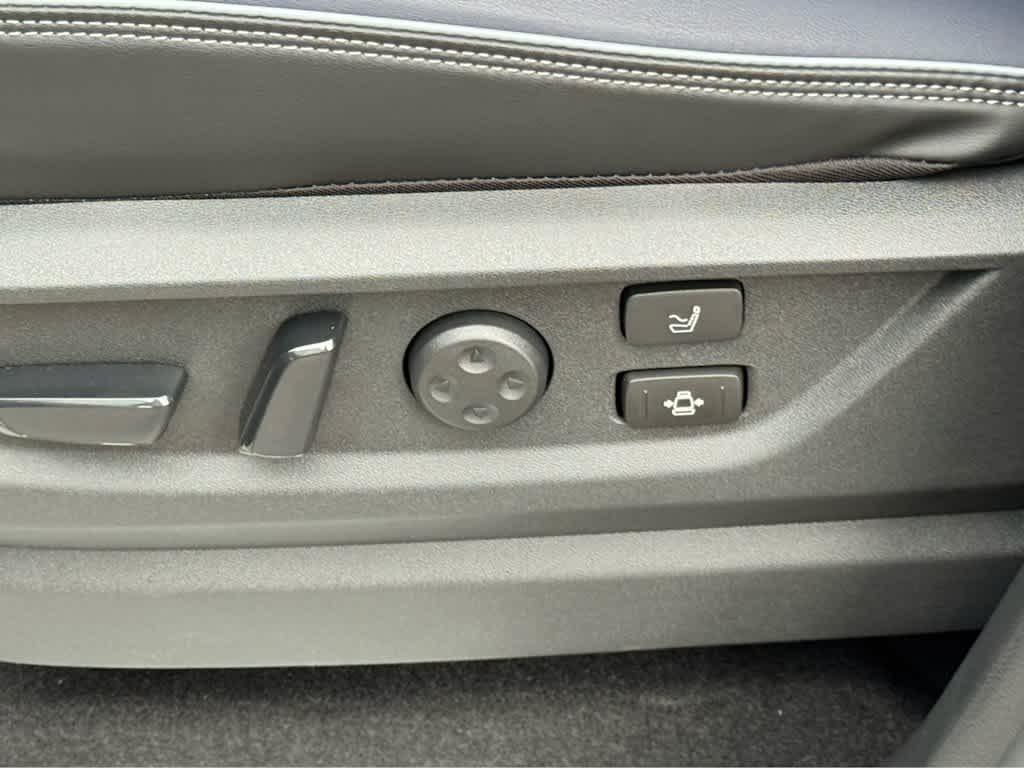 new 2026 INFINITI QX80 car, priced at $107,320