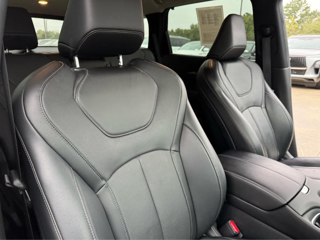 used 2023 INFINITI QX60 car, priced at $36,880