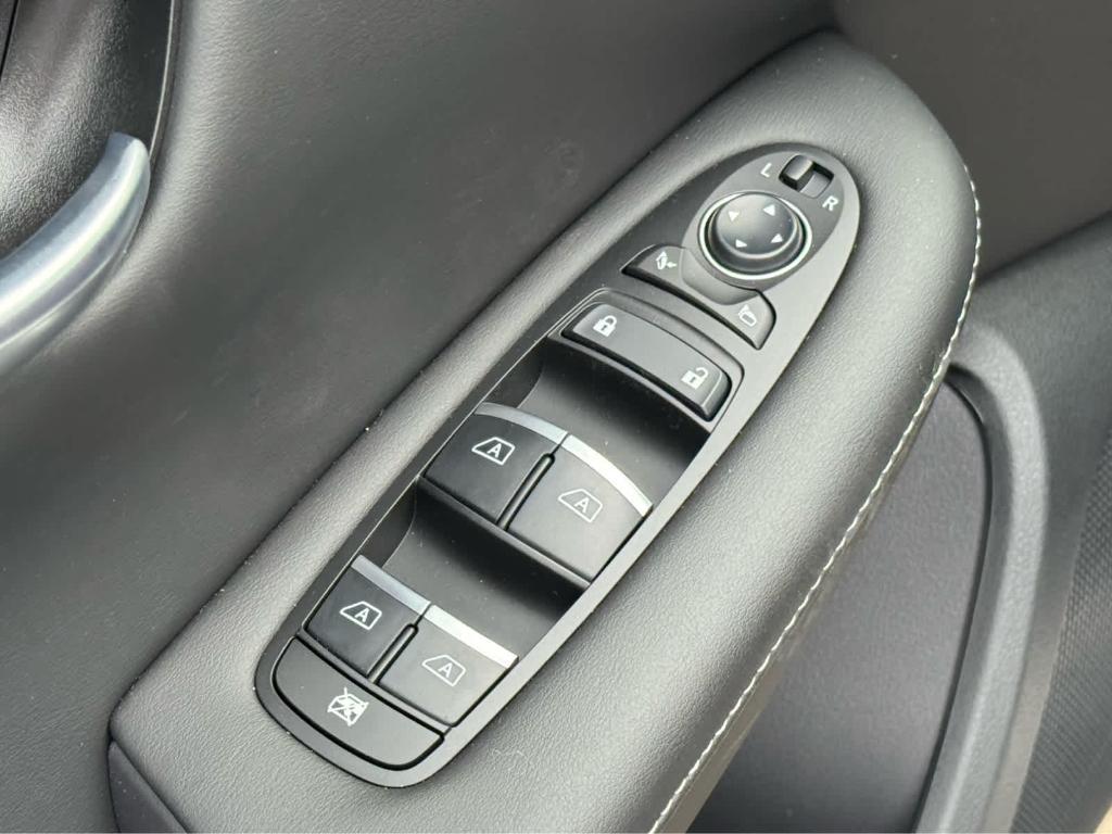 new 2025 INFINITI QX50 car, priced at $53,270