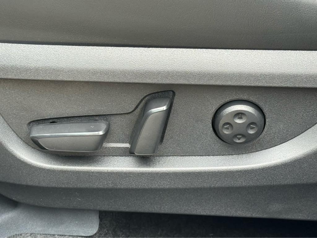 new 2025 INFINITI QX50 car, priced at $53,270