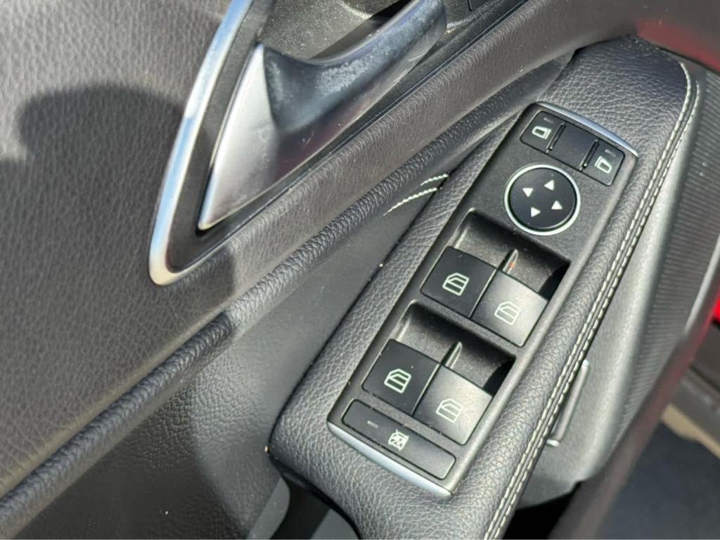 used 2018 Mercedes-Benz GLA 250 car, priced at $19,999