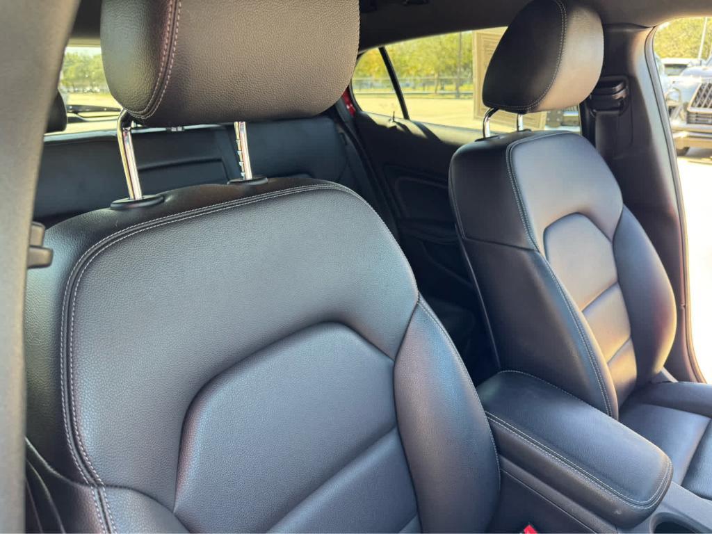 used 2018 Mercedes-Benz GLA 250 car, priced at $19,999