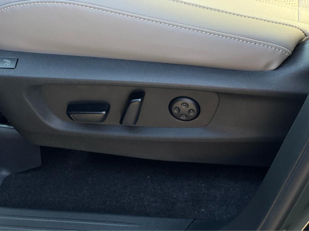 new 2026 INFINITI QX60 car, priced at $80,650