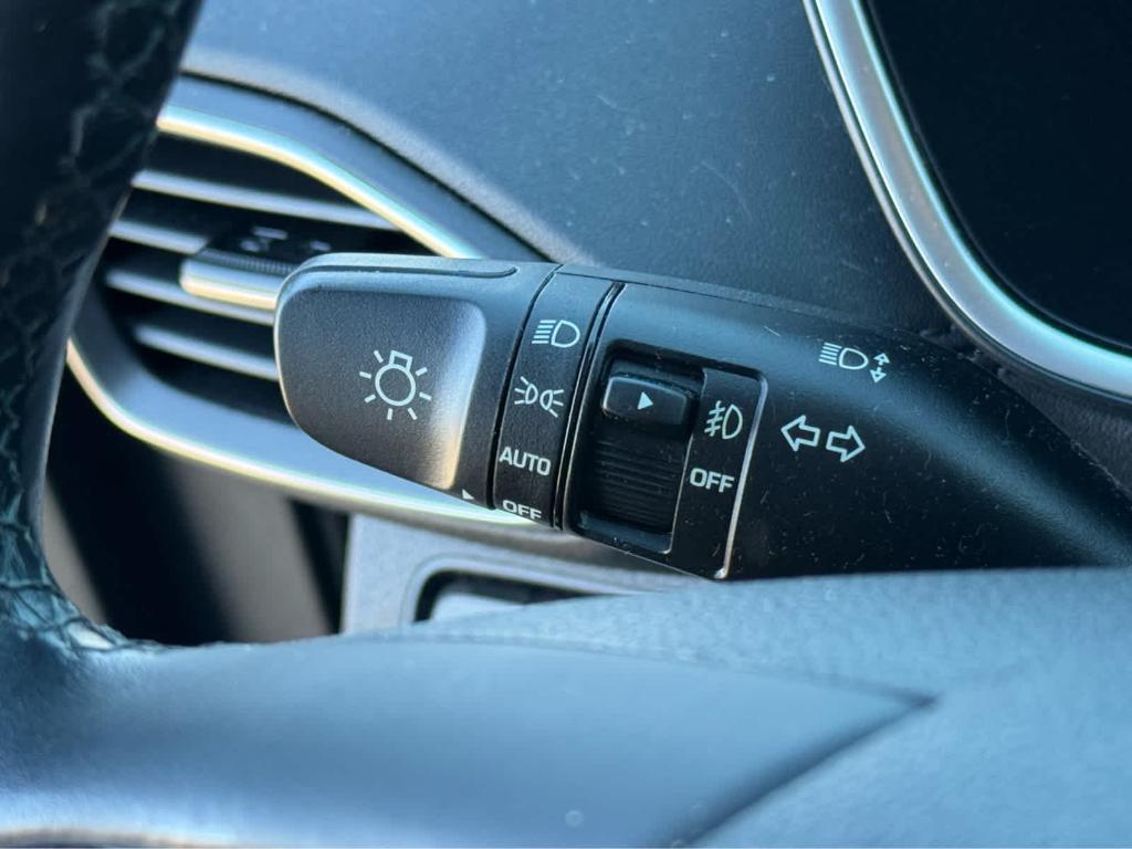 used 2020 Hyundai Santa Fe car, priced at $18,673