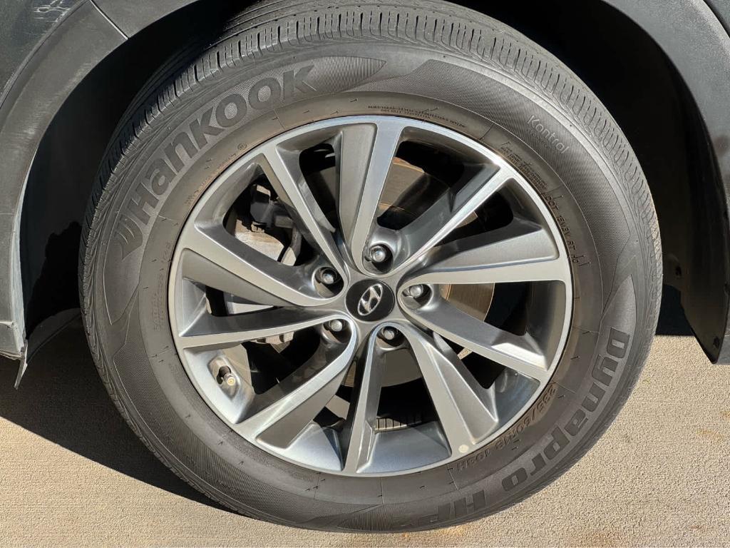 used 2020 Hyundai Santa Fe car, priced at $18,673