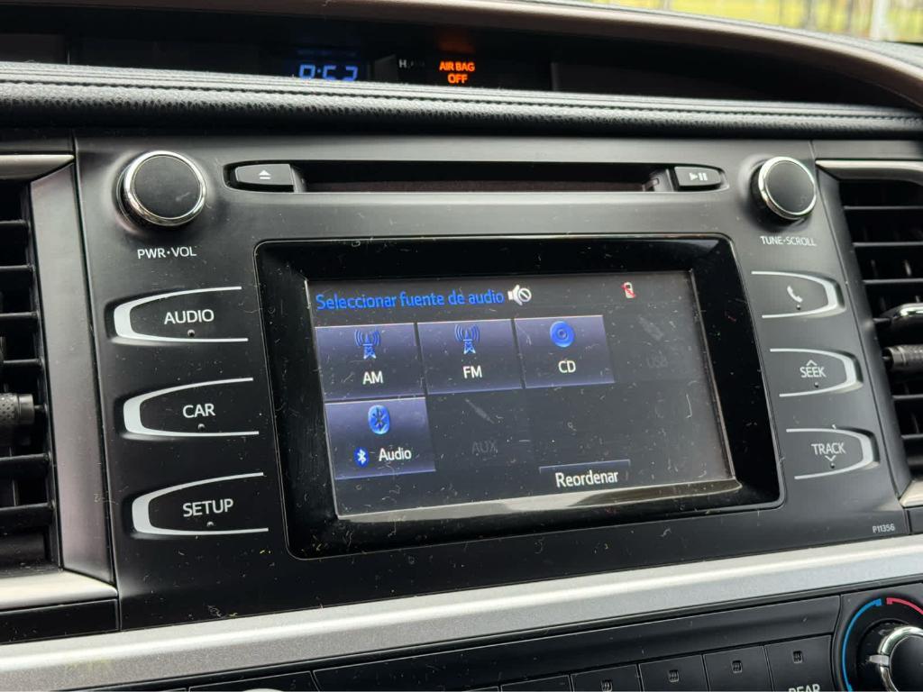 used 2018 Toyota Highlander car, priced at $18,787