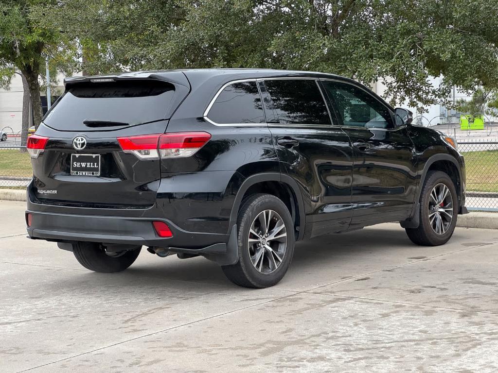 used 2018 Toyota Highlander car, priced at $18,787