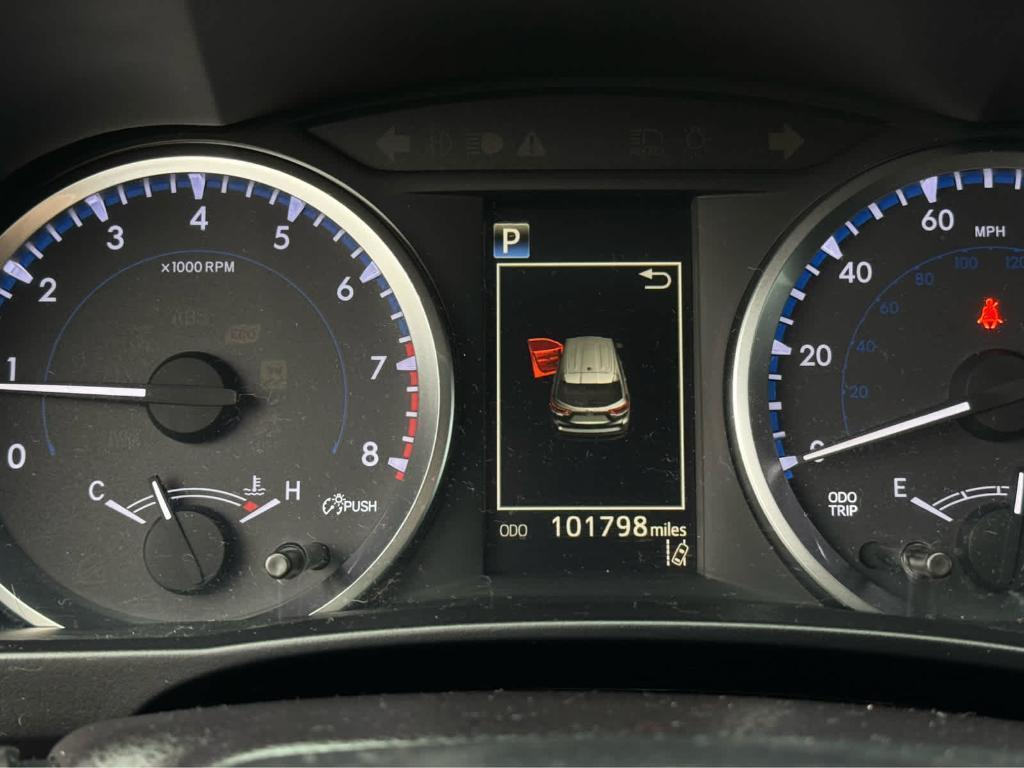 used 2018 Toyota Highlander car, priced at $18,787
