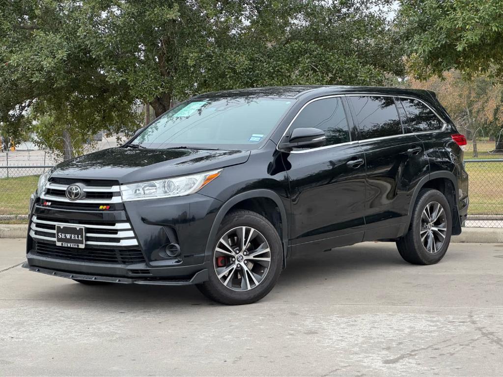 used 2018 Toyota Highlander car, priced at $18,787