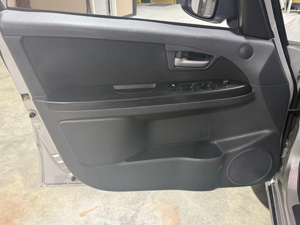 used 2007 Suzuki SX4 car, priced at $4,995