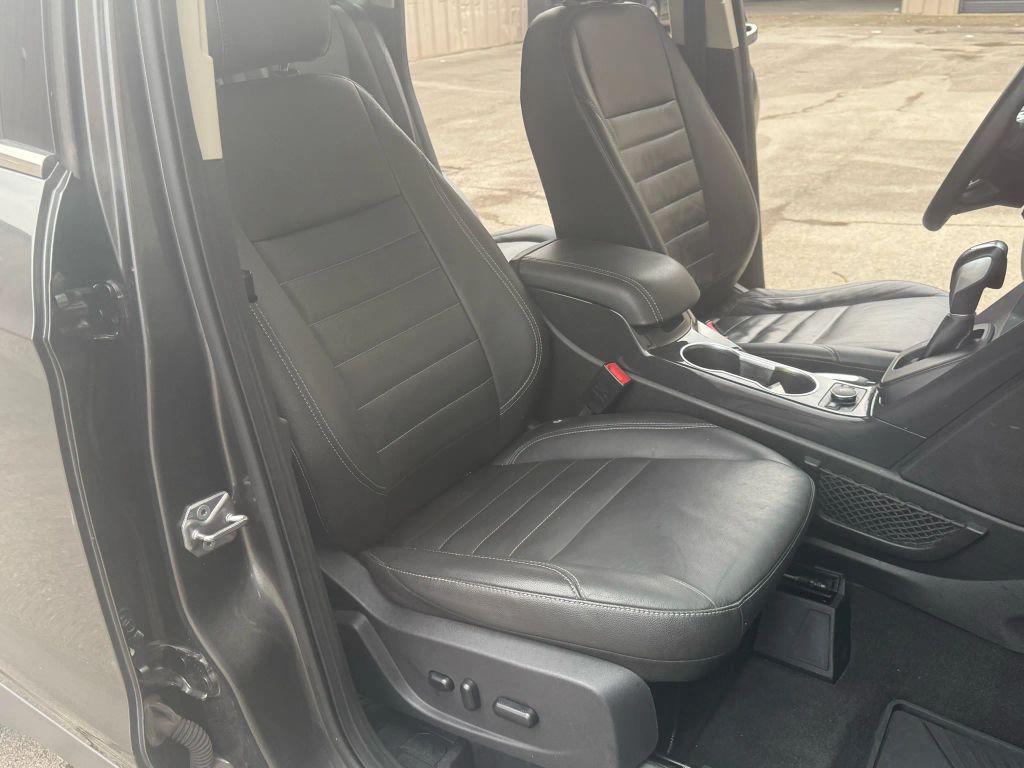 used 2015 Ford Escape car, priced at $5,995