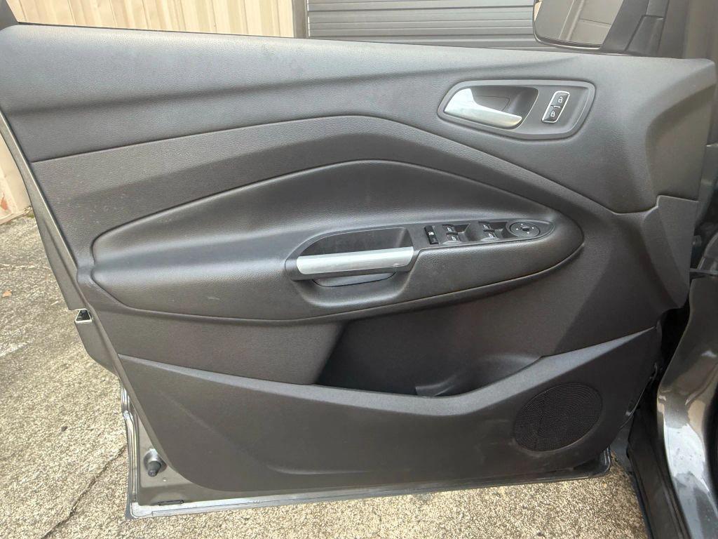 used 2013 Ford Escape car, priced at $6,250