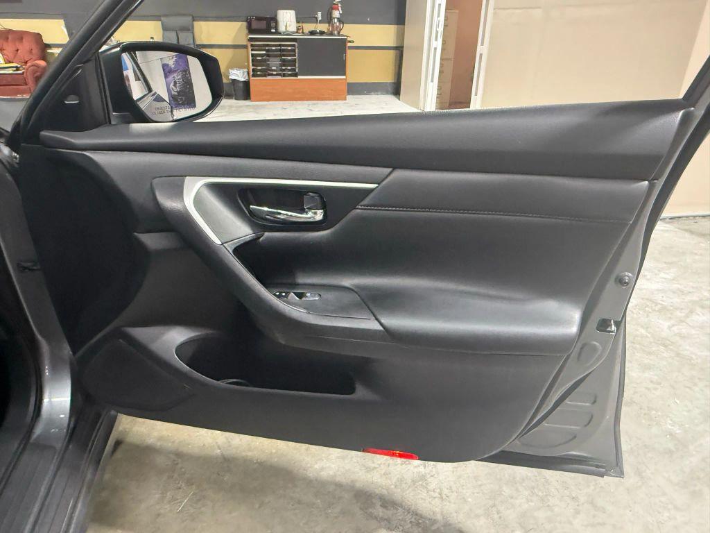used 2016 Nissan Altima car, priced at $6,422