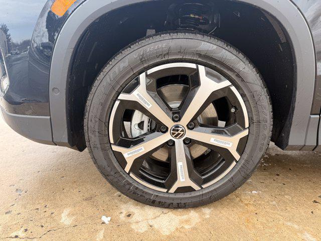 new 2026 Volkswagen Tiguan car, priced at $38,897